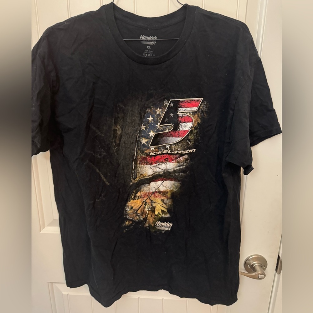 Men's Kyle Larson Hendrick Motorsports Collection Black Patriotic Camouflage #56